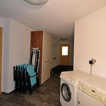 Marjo Ug Apartment *